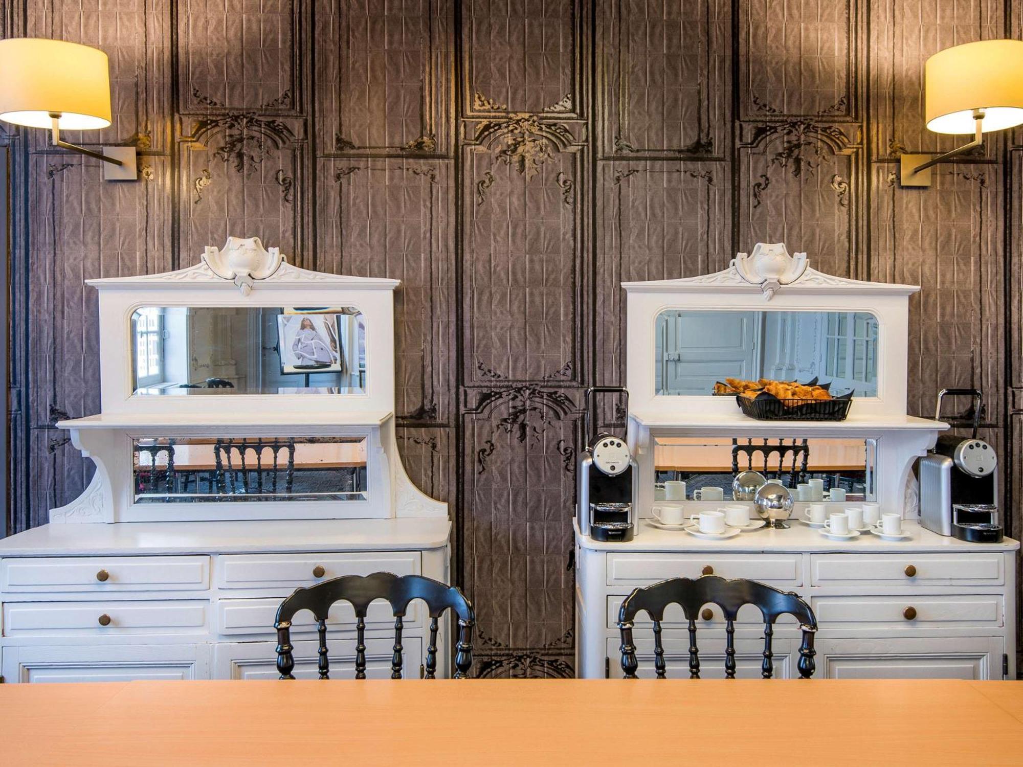 Hotel Mercure Rodez Cathedrale Zewnętrze zdjęcie