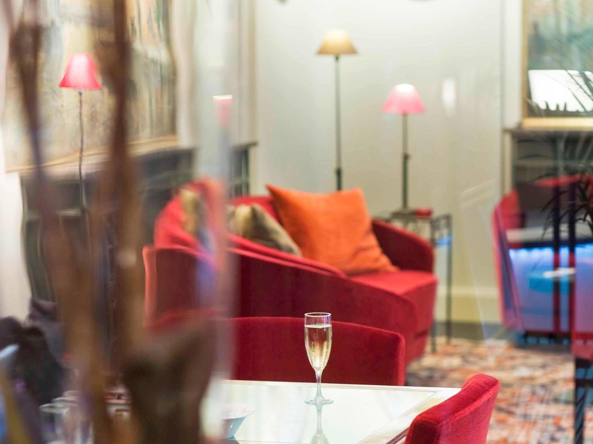Hotel Mercure Rodez Cathedrale Zewnętrze zdjęcie