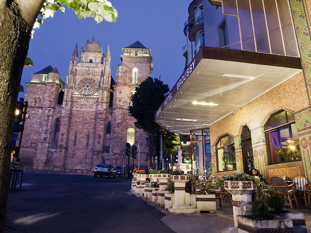 Hotel Mercure Rodez Cathedrale Zewnętrze zdjęcie